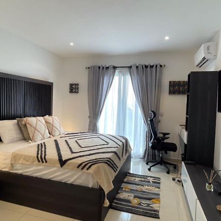 The Lennox Luxury Apartment 아크라 외부 사진