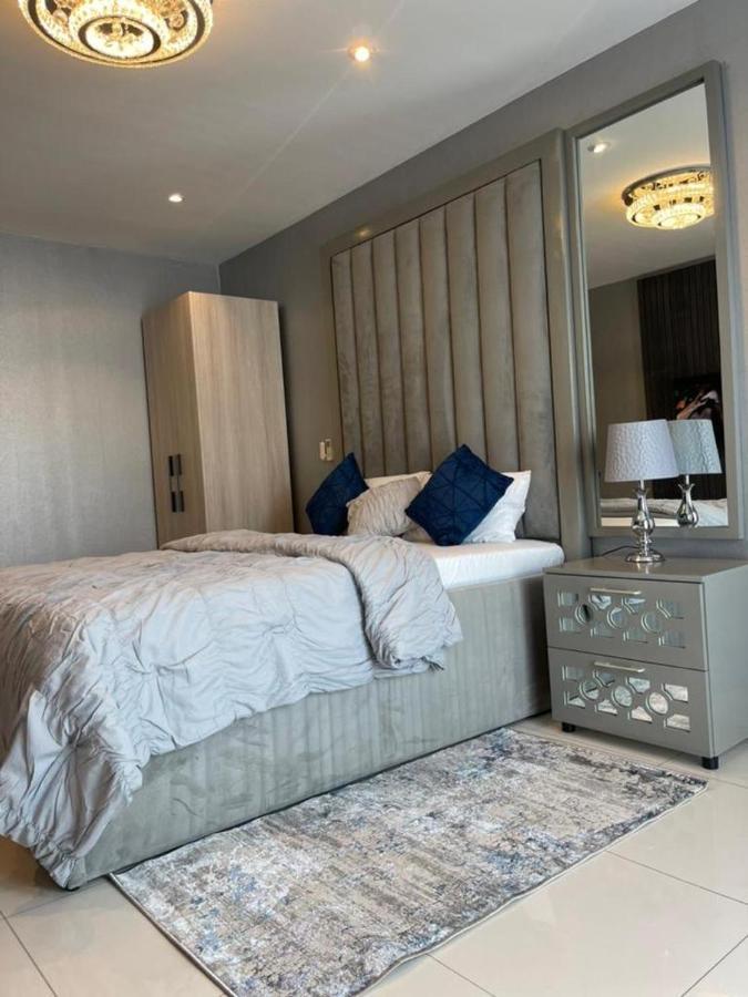 The Lennox Luxury Apartment 아크라 외부 사진