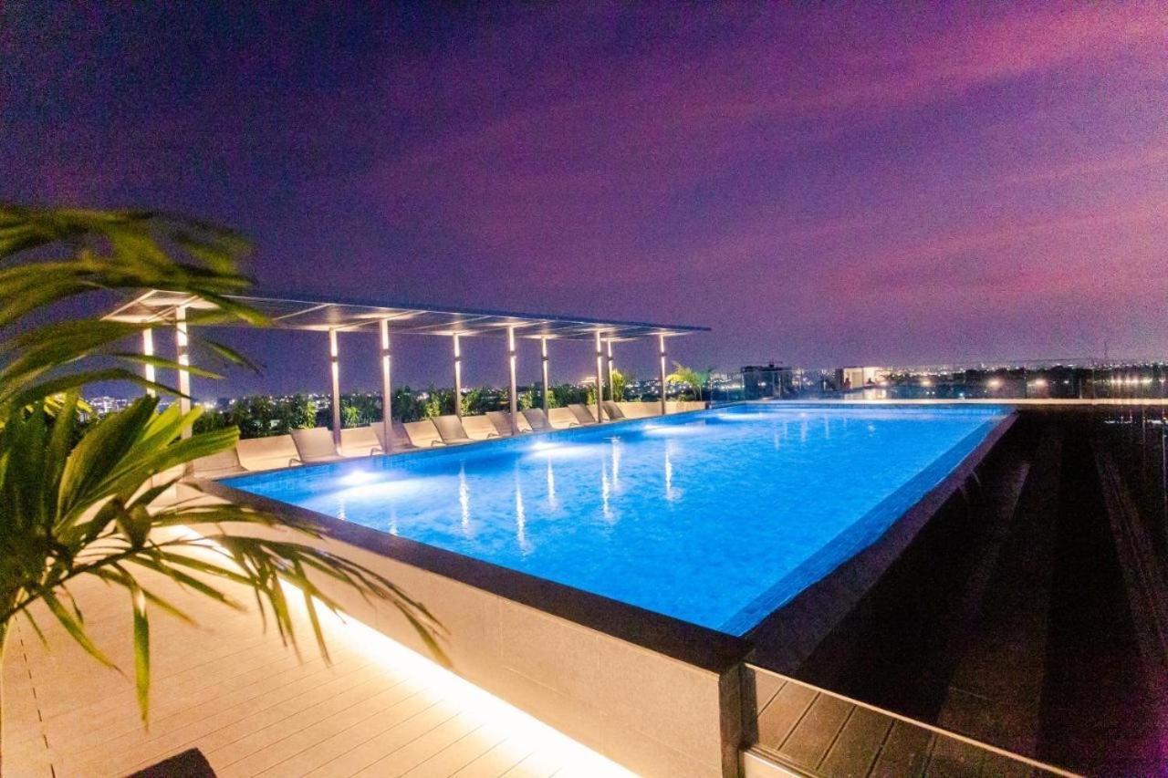 The Lennox Luxury Apartment 아크라 외부 사진