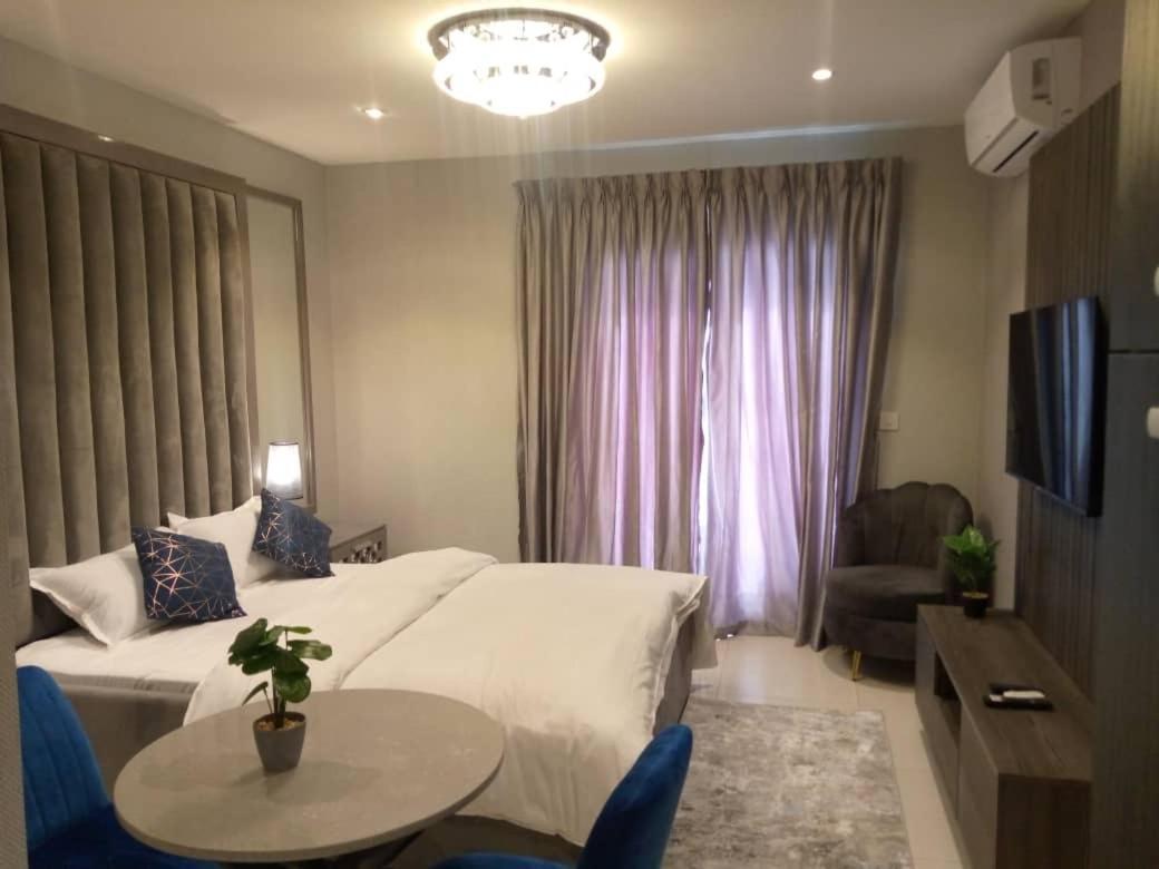 The Lennox Luxury Apartment 아크라 외부 사진
